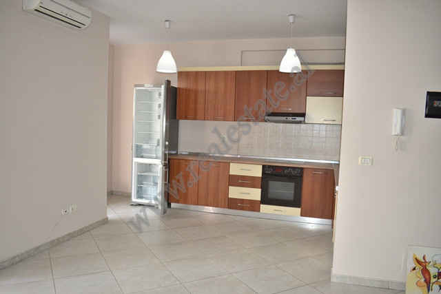 Two-bedroom apartment for rent near Kopshtit Zoologjik in Tirana.
The house is part of a new buildi
